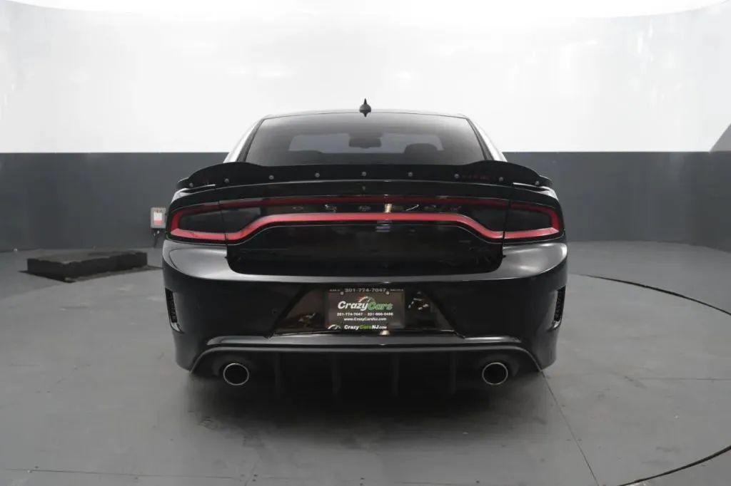 Used 2021 Dodge Charger R/T w/ Blacktop Package RWD image 4