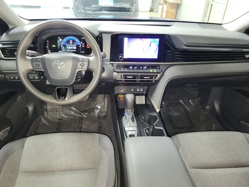 Used 2025 Toyota Camry LE FWD image 12