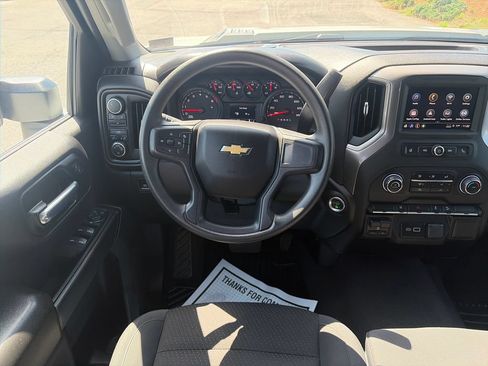 Used 2025 Chevrolet Silverado 2500 Custom w/ Z71 Off-Road Package AWD/4WD image 14