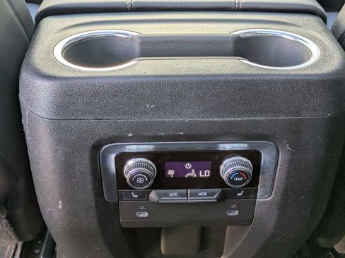 Used 2022 GMC Yukon AT4 image 25