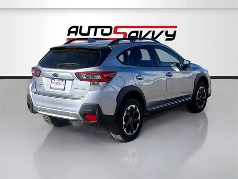 Used 2023 Subaru Crosstrek 2.0i Premium image 7