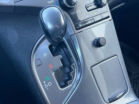 Used 2013 Toyota Venza LE image 20