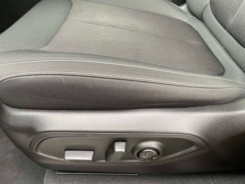 Certified 2025 Jeep Grand Cherokee Laredo X AWD/4WD image 25