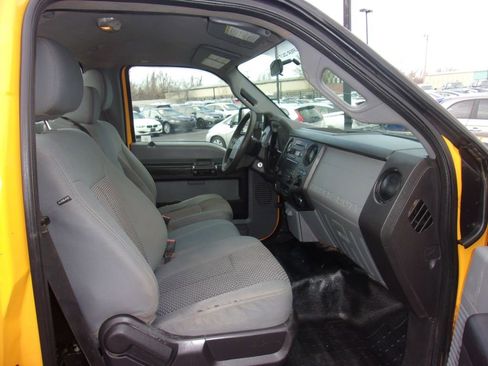 Used 2013 Ford F250 XL w/ PWR Equipment Group image 11