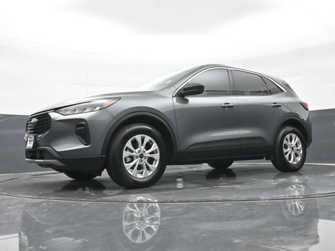 Used 2024 Ford Escape Active AWD/4WD image 27