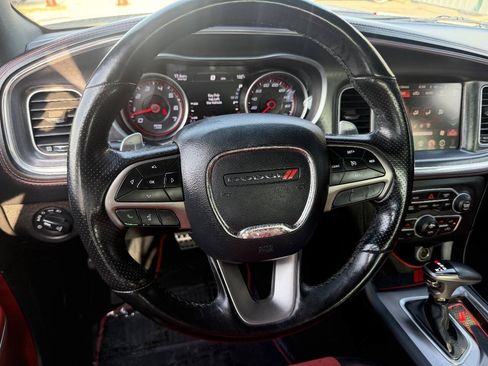 Used 2019 Dodge Charger Scat Pack w/ Plus Group RWD image 10