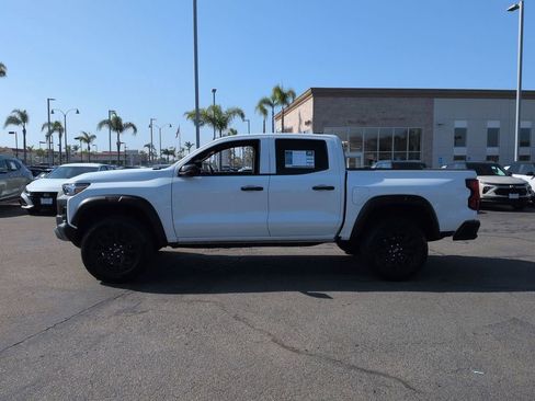 Used 2023 Chevrolet Colorado Trail Boss w/ Technology Package AWD/4WD image 5