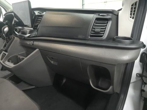 Used 2023 Ford Transit 350 XLT image 4