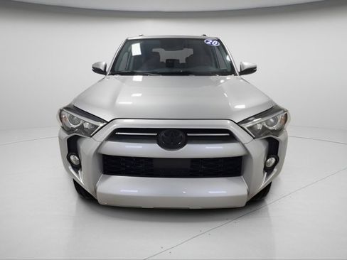 Used 2020 Toyota 4Runner Limited image 9