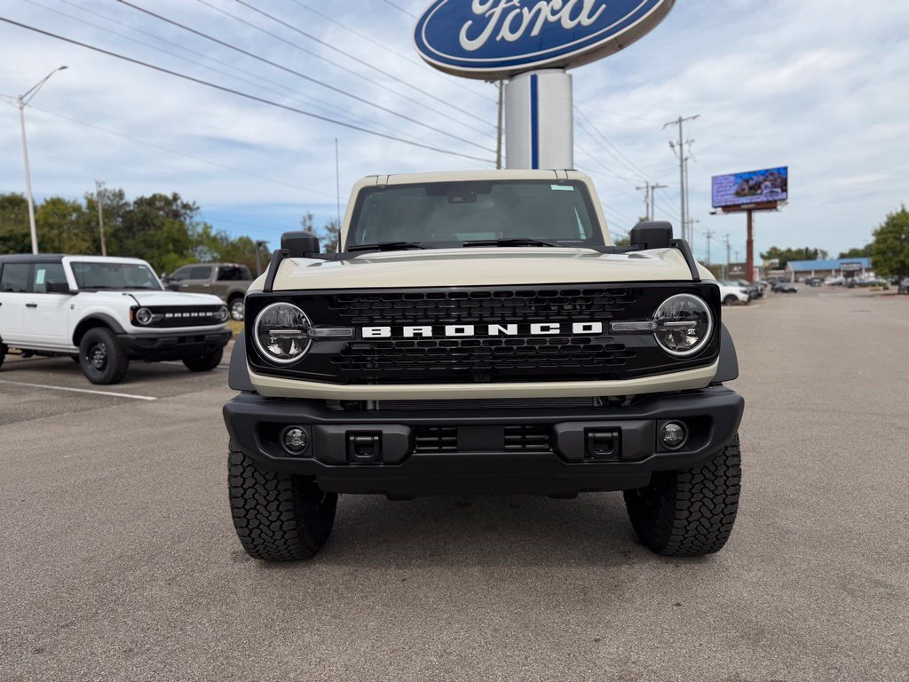 New 2026 Ford Bronco Big Bend w/ Black Diamond Package AWD/4WD image 2