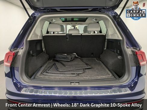 Used 2022 Volkswagen Tiguan SE w/ Panoramic Sunroof Package AWD/4WD image 30