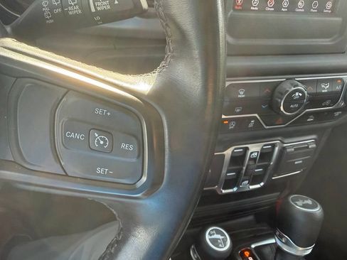 Used 2021 Jeep Wrangler Unlimited Sport AWD/4WD image 21