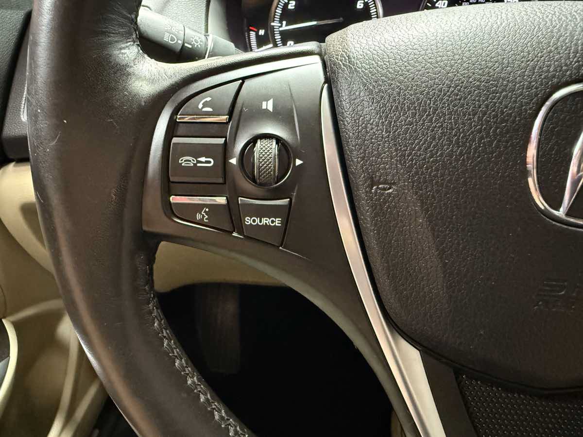 Used 2018 Acura TLX FWD image 15