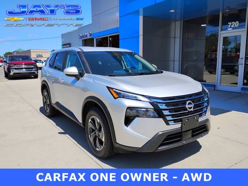 Used 2025 Nissan Rogue SV AWD/4WD image 1