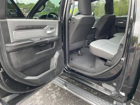 Used 2021 RAM 3500 Big Horn image 20