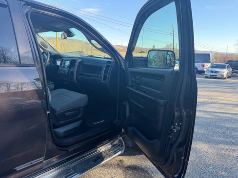 Used 2016 RAM 1500 Tradesman w/ Popular Equipment Group AWD/4WD image 11
