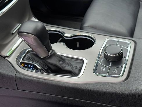 Certified 2021 Jeep Grand Cherokee Limited image 31