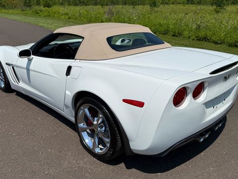 Used 2012 Chevrolet Corvette Grand Sport w/ 2LT Preferred Equipment Group RWD image 15