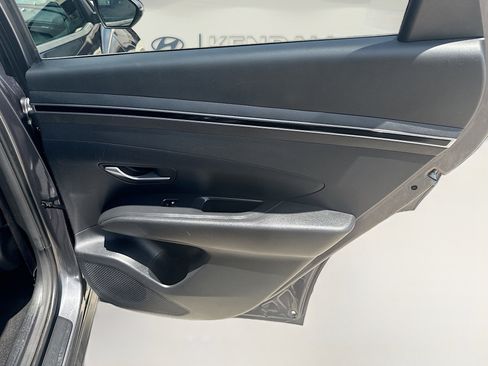 Used 2022 Hyundai Tucson SEL FWD image 24