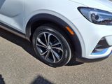 Used 2020 Buick Encore GX Essence image 4
