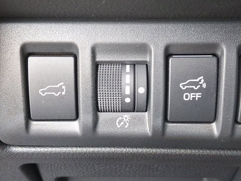 Certified 2025 Subaru Outback Premium image 23