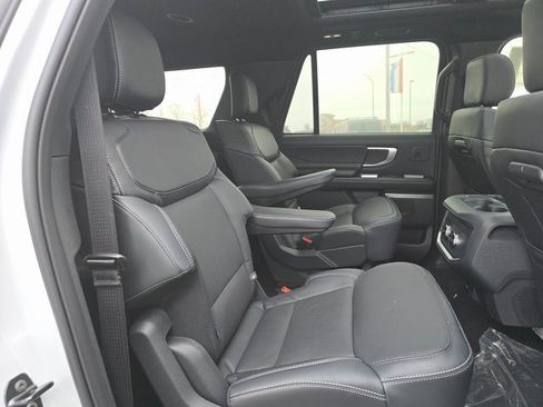 New 2025 Ford Expedition Max Platinum w/ Stealth Performance Package image 24