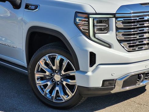 New 2026 GMC Sierra 1500 Denali w/ Denali Reserve Package AWD/4WD image 6