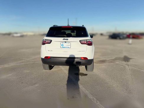 New 2026 Jeep Compass Limited image 10