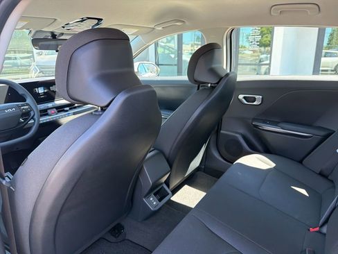 New 2026 Kia K4 FWD image 18