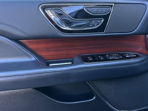 Certified 2022 Lincoln Navigator L Reserve image 10