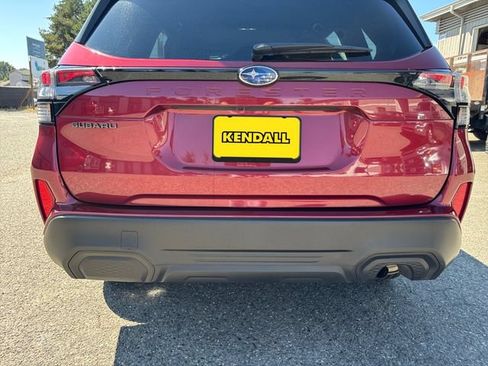 Certified 2025 Subaru Forester Premium AWD/4WD image 27