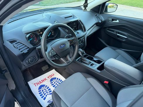 Used 2018 Ford Escape SE w/ SE Sync 3 Package AWD/4WD image 9