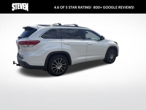 Used 2018 Toyota Highlander SE AWD/4WD image 5