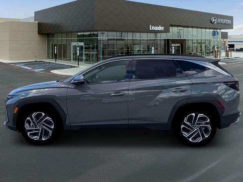 New 2026 Hyundai Tucson Limited FWD image 3