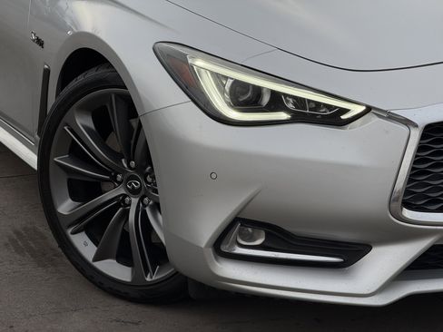 Used 2019 INFINITI Q60 Red Sport 400 w/ Proactive Package image 6