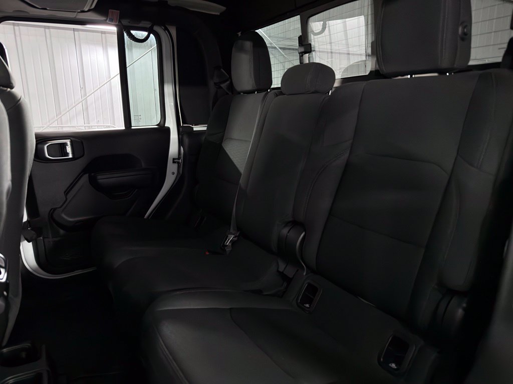 Used 2022 Jeep Gladiator Sport AWD/4WD image 18