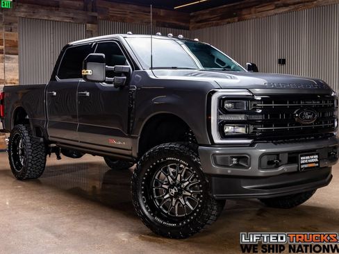 Used 2026 Ford F250 Platinum AWD/4WD image 1