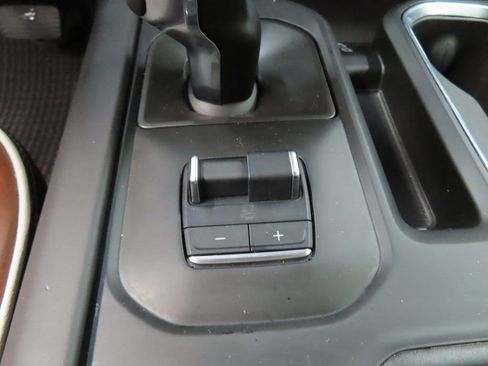 Used 2024 GMC Sierra 1500 Denali Ultimate image 53