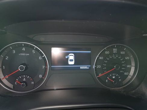 Used 2022 Kia Forte LXS image 16