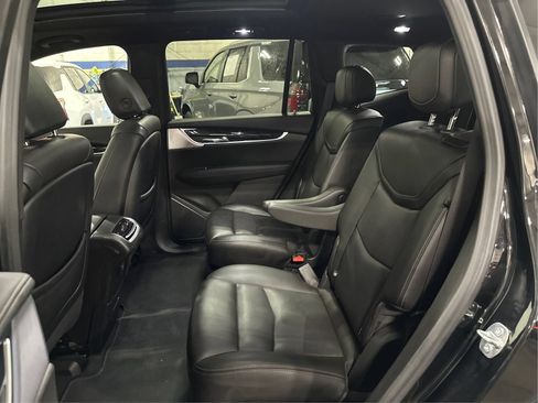 Certified 2023 Cadillac XT6 Premium Luxury w/ Technology Package AWD/4WD image 10