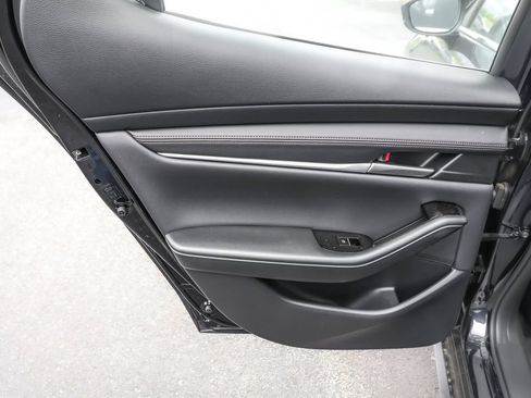 New 2026 MAZDA MAZDA3 s FWD image 32