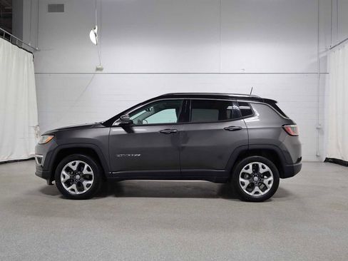 Used 2019 Jeep Compass Limited w/ Safety & Security Group AWD/4WD image 2