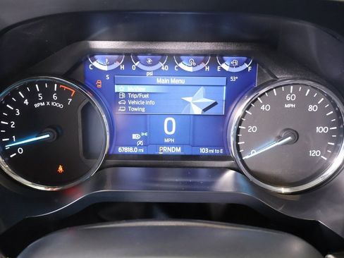 Used 2023 Ford Expedition Max XLT image 4