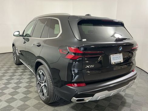 New 2026 BMW X5 sDrive40i w/ Climate Comfort Package image 7