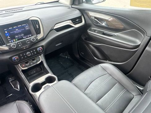 Used 2023 GMC Terrain Denali image 24