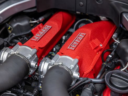 Used 2023 Ferrari Roma RWD image 25