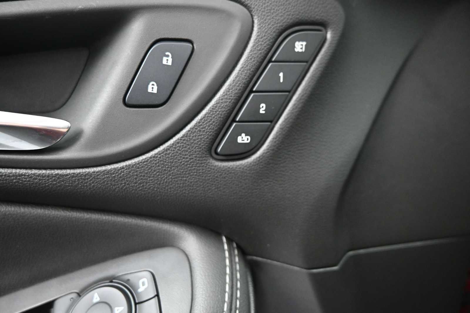 Used 2024 Buick Encore GX Avenir w/ Avenir Technology Package AWD/4WD image 14