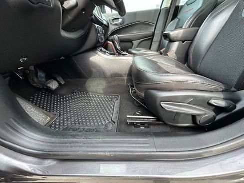 Used 2020 Jeep Compass Trailhawk w/ Safety & Security Group AWD/4WD image 28