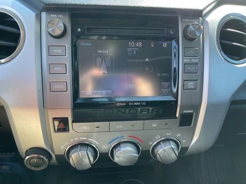 Used 2015 Toyota Tundra SR5 w/ TRD Off Road Package AWD/4WD image 9