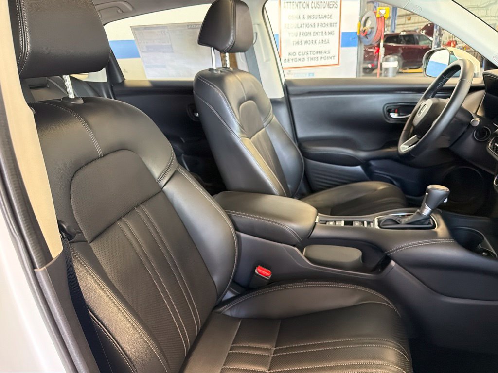 Certified 2026 Honda HR-V EX-L image 30